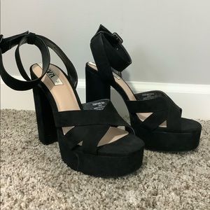 USED ONCE! Zara suede black heels